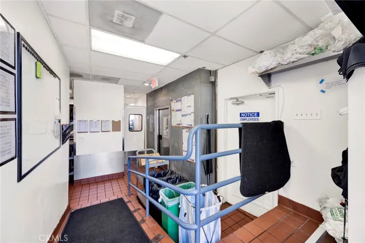 41 N Baldwin Avenue, Sierra Madre, California 91024