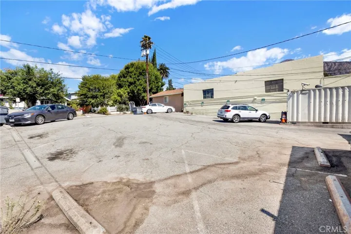 41 N Baldwin Avenue, Sierra Madre, California 91024