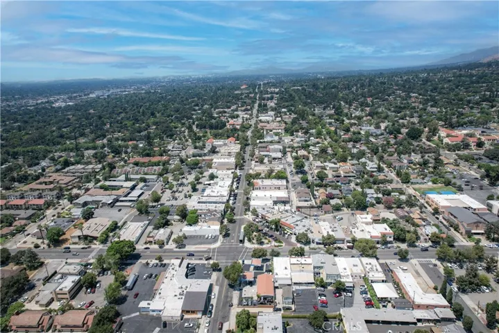 41 N Baldwin Avenue, Sierra Madre, California 91024