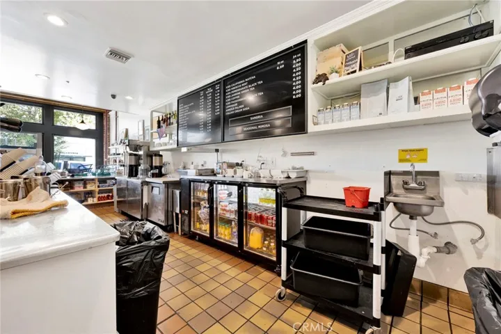 41 N Baldwin Avenue, Sierra Madre, California 91024