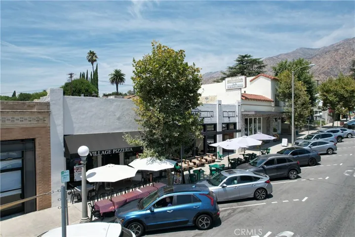 41 N Baldwin Avenue, Sierra Madre, California 91024