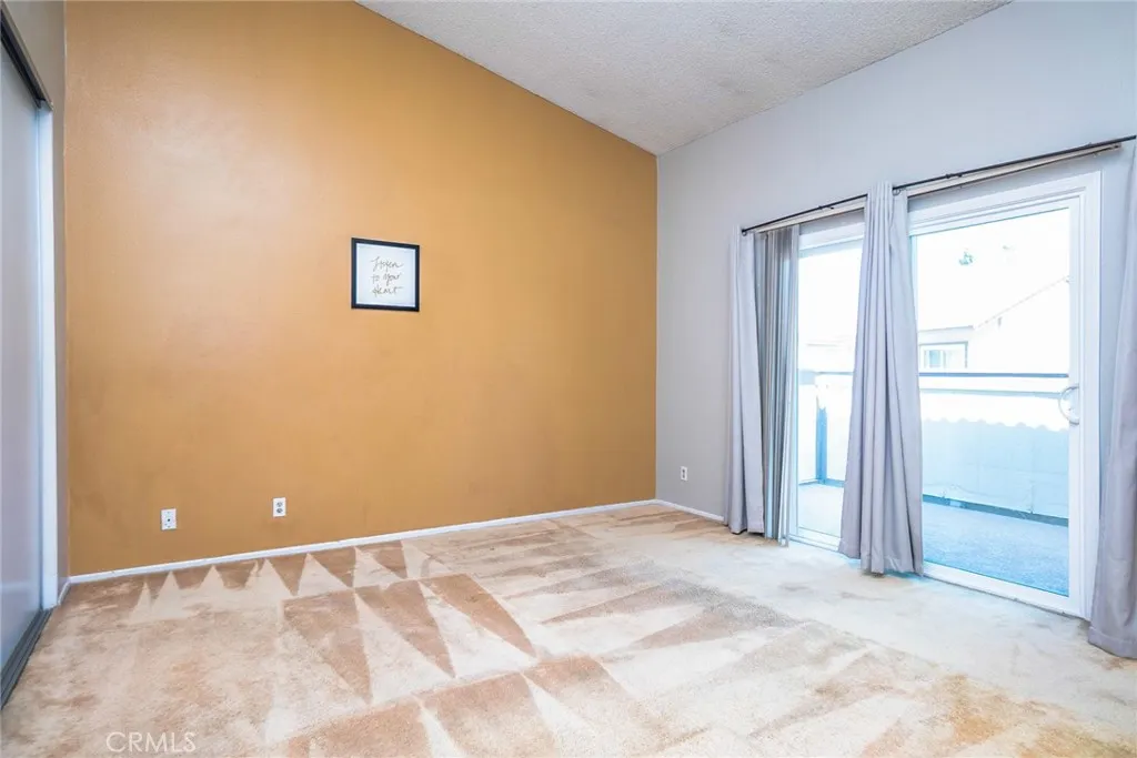 1214 S Cypress Avenue G, Ontario, California 91762 home-pic-18