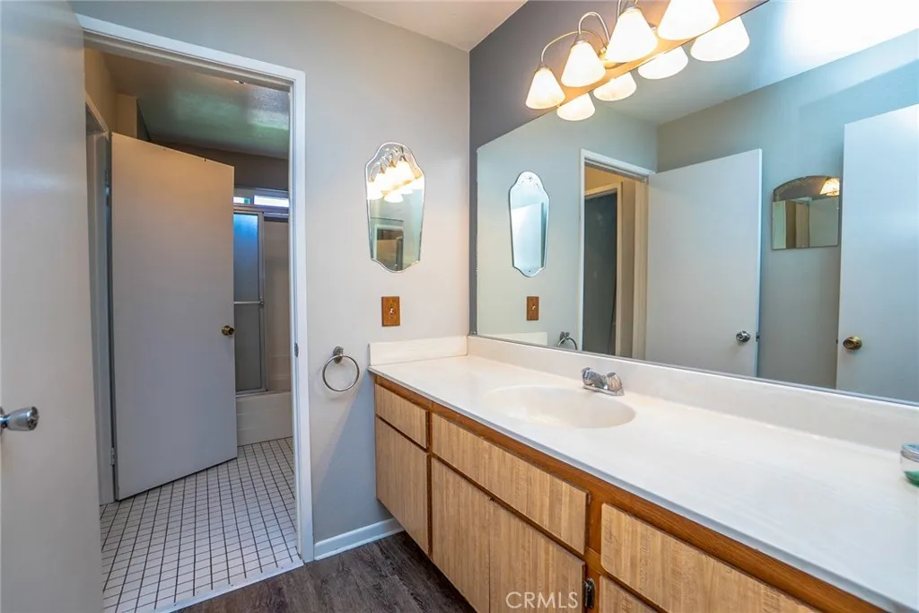 1214 S Cypress Avenue G, Ontario, California 91762 home-pic-21