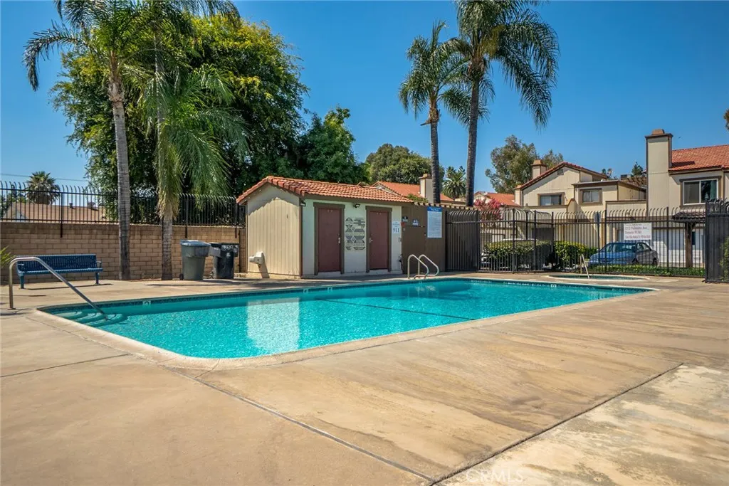 1214 S Cypress Avenue G, Ontario, California 91762 home-pic-32
