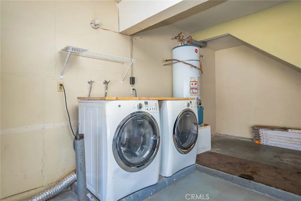 1214 S Cypress Avenue G, Ontario, California 91762 home-pic-23
