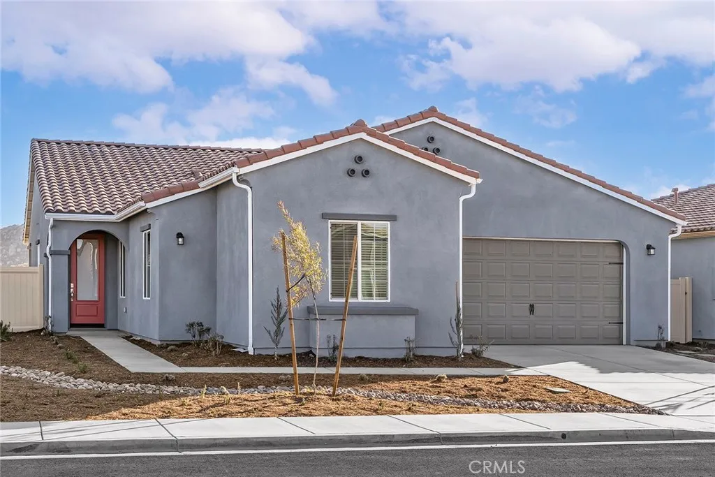 761 Longhorn Drive, San Jacinto, California 92582 home-pic-2