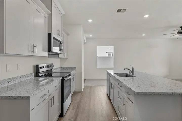 761 Longhorn Drive, San Jacinto, California 92582