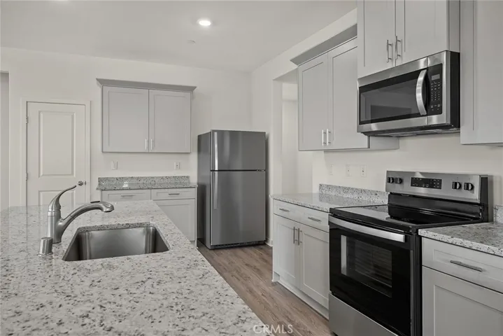761 Longhorn Drive, San Jacinto, California 92582