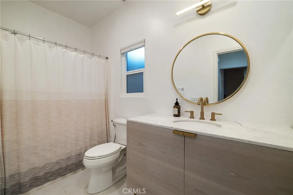 3339 Sungate Drive, Palmdale, California 93551 home-pic-24