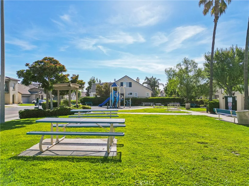 28298 Socorro Street 107, Murrieta, California 92563 home-pic-31