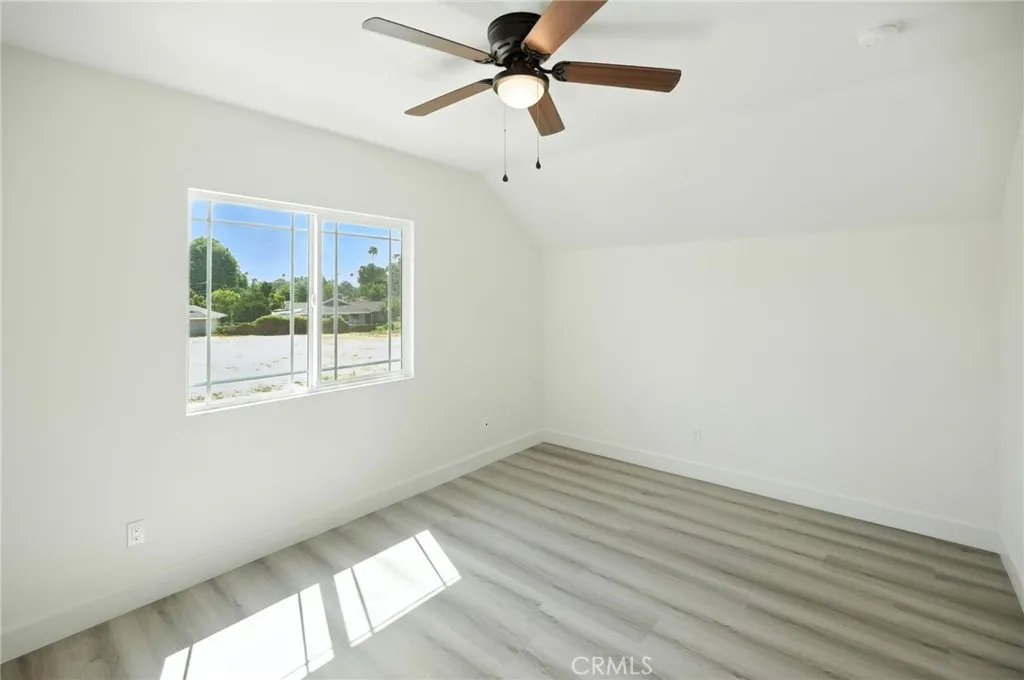 5151 Peony Court, Riverside, California 92506 home-pic-16