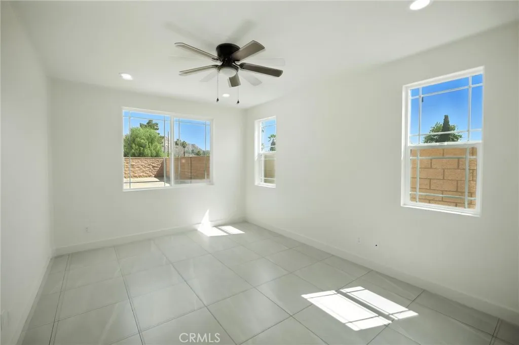 5151 Peony Court, Riverside, California 92506 home-pic-11