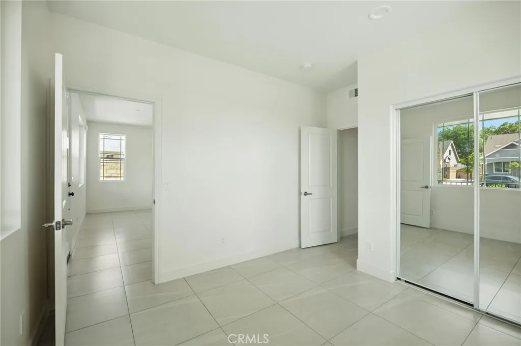 5151 Peony Court, Riverside, California 92506 home-pic-3