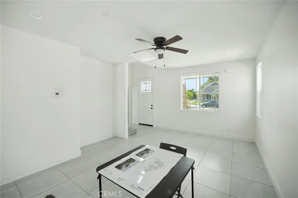 5151 Peony Court, Riverside, California 92506 home-pic-5