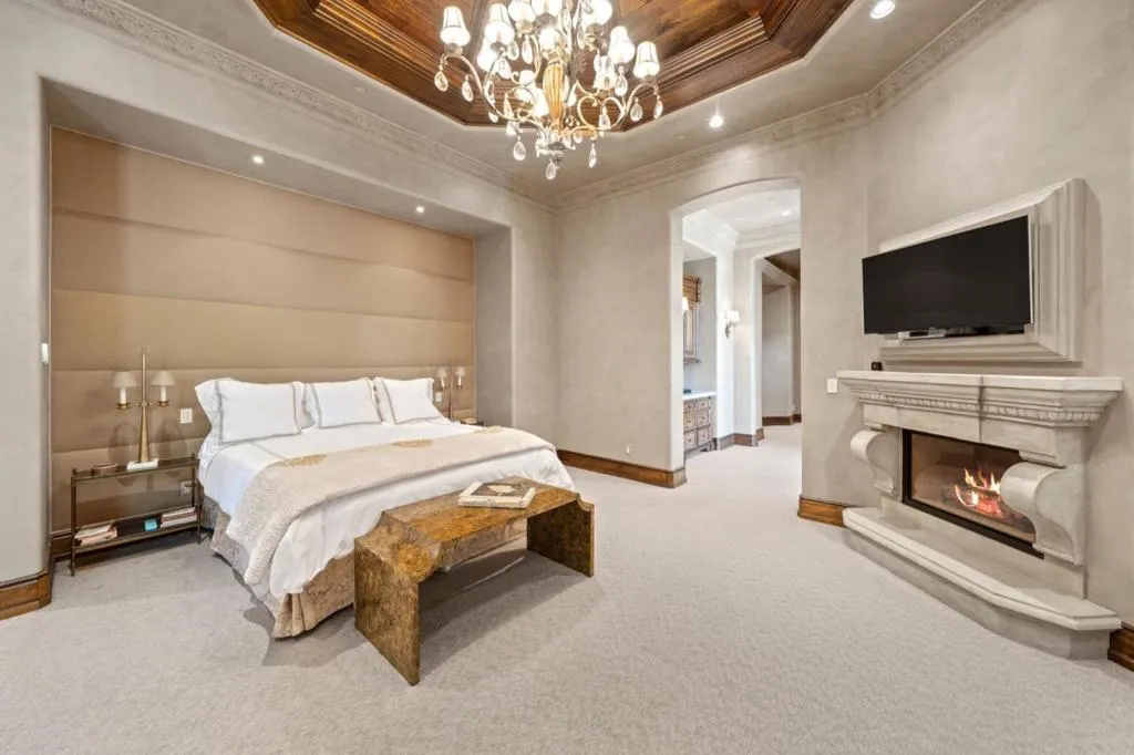 25751 Elena Road, Los Altos Hills, California 94022 home-pic-30