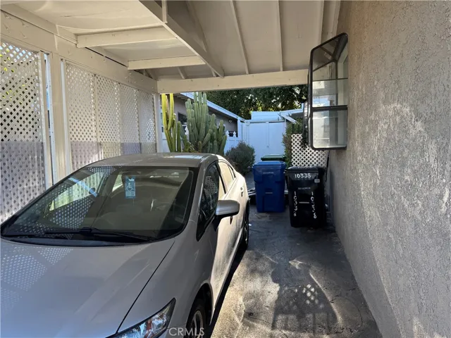 10338 Scoville Avenue, Sunland, California 91040