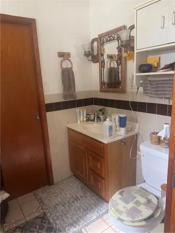 10338 Scoville Avenue, Sunland, California 91040