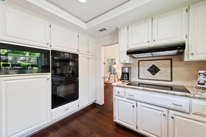 3338 Marsh Hawk Court, Pleasanton, California 94588