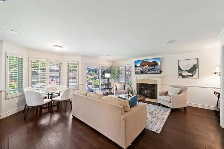 3338 Marsh Hawk Court, Pleasanton, California 94588