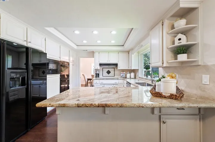 3338 Marsh Hawk Court, Pleasanton, California 94588