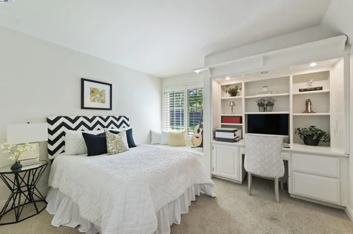 3338 Marsh Hawk Court, Pleasanton, California 94588