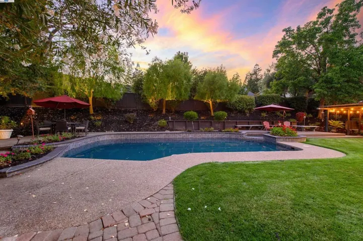 3338 Marsh Hawk Court, Pleasanton, California 94588