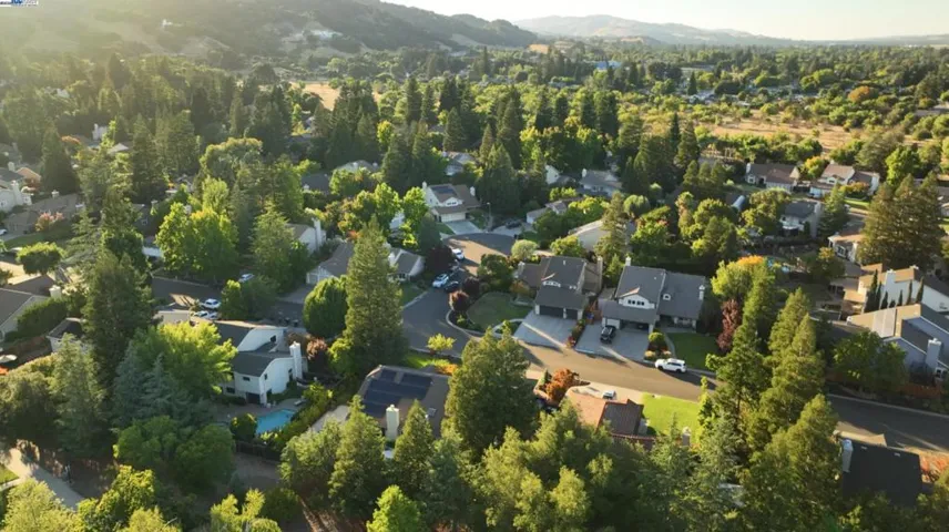 3338 Marsh Hawk Court, Pleasanton, California 94588