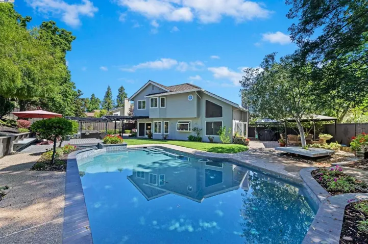 3338 Marsh Hawk Court, Pleasanton, California 94588