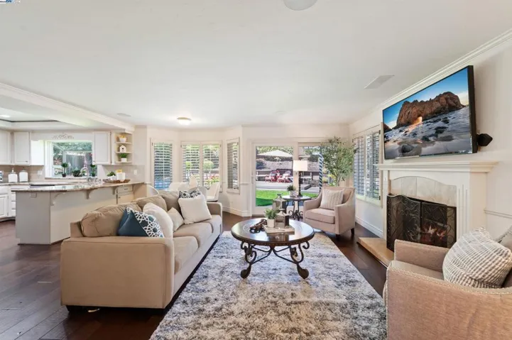 3338 Marsh Hawk Court, Pleasanton, California 94588