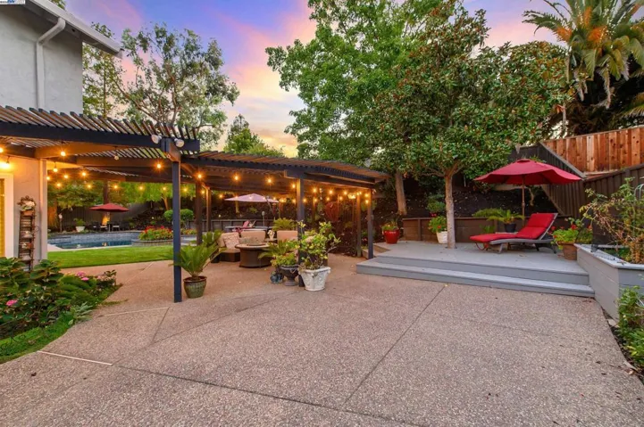 3338 Marsh Hawk Court, Pleasanton, California 94588