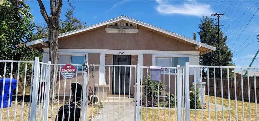 1305 N D Street, San Bernardino, California 92405 home-pic-1