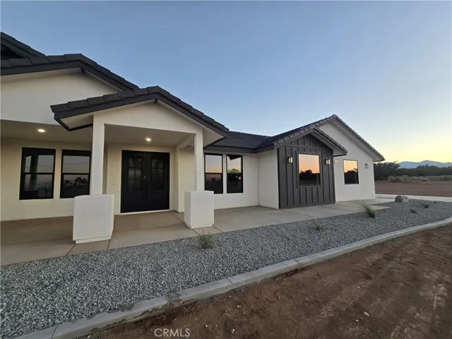 12025 Prairie Trail, Oak Hills, California 92344