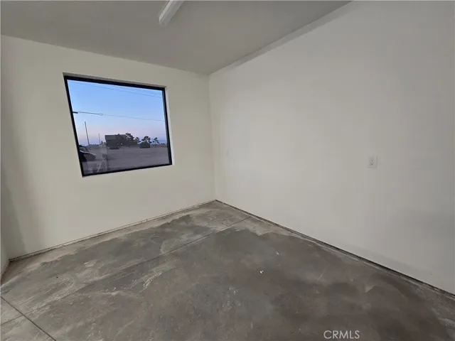 12025 Prairie Trail, Oak Hills, California 92344
