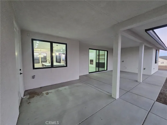 12025 Prairie Trail, Oak Hills, California 92344