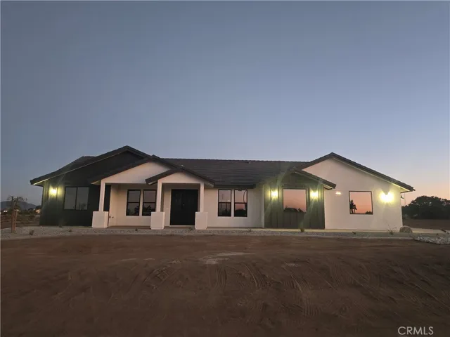 12025 Prairie Trail, Oak Hills, California 92344