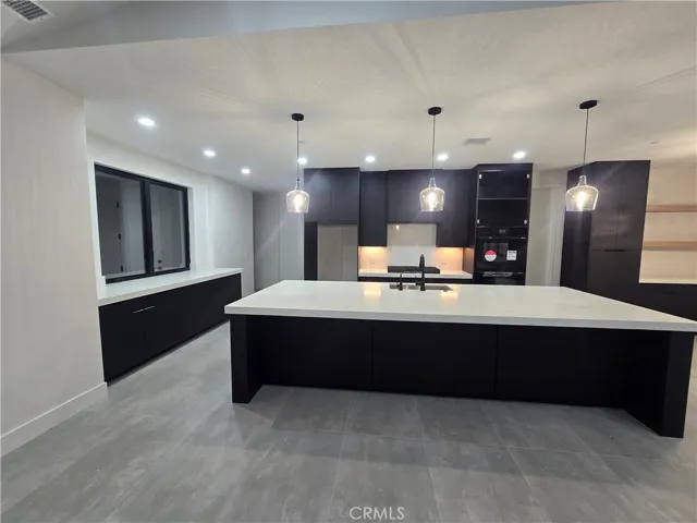 12025 Prairie Trail, Oak Hills, California 92344