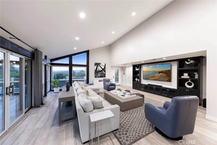 220 S Owens Drive, Anaheim Hills, California 92808