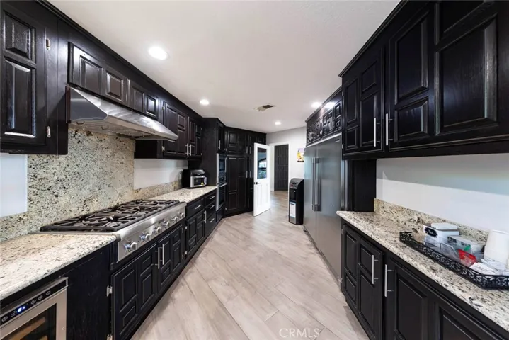 220 S Owens Drive, Anaheim Hills, California 92808