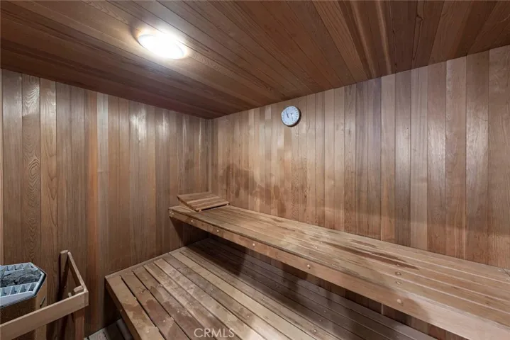 Dry Sauna