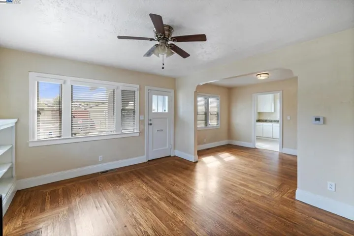 10109 Plymouth St, Oakland, California 94603