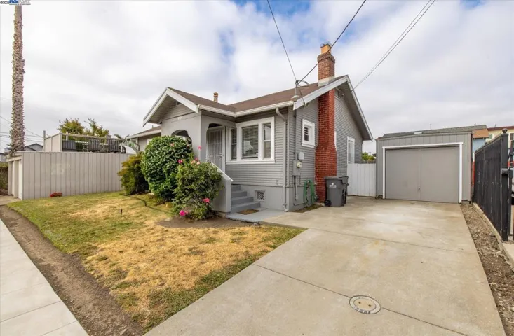 10109 Plymouth St, Oakland, California 94603