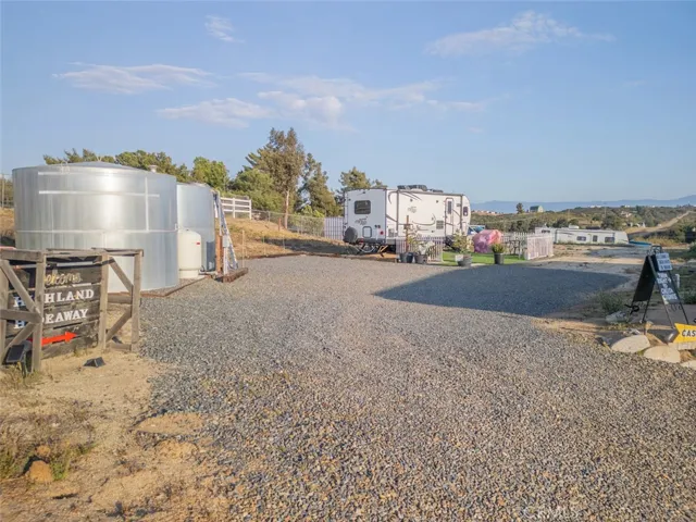 38550 Crossover Road, Temecula, California 92592