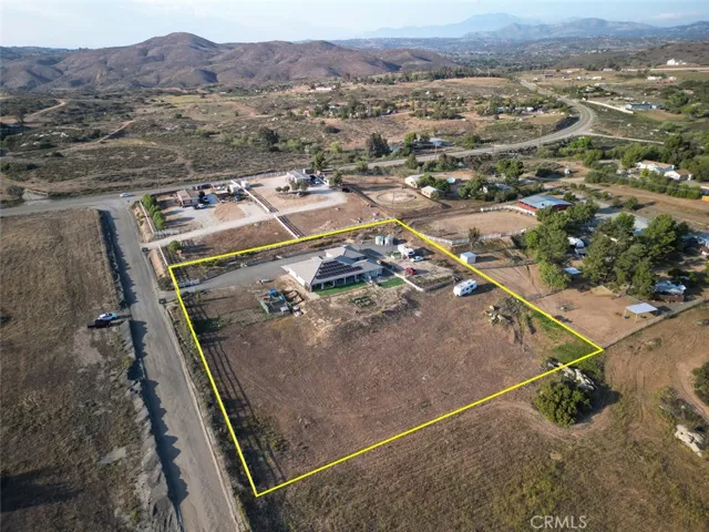 38550 Crossover Road, Temecula, California 92592