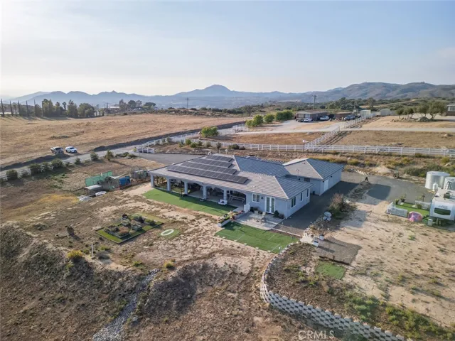 38550 Crossover Road, Temecula, California 92592