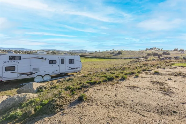 38550 Crossover Road, Temecula, California 92592
