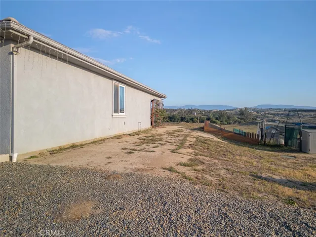 38550 Crossover Road, Temecula, California 92592