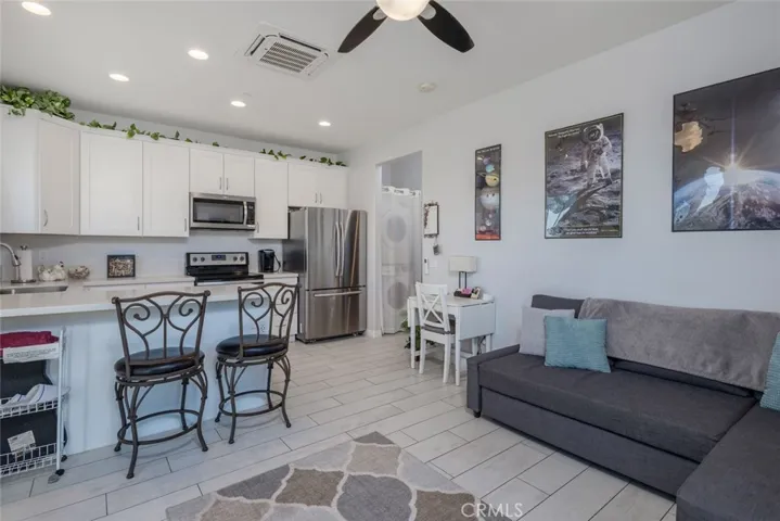 38550 Crossover Road, Temecula, California 92592