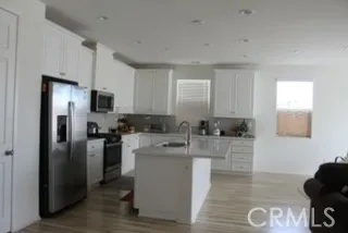 12454 Pinos Verde Lane, Victorville, California 92392