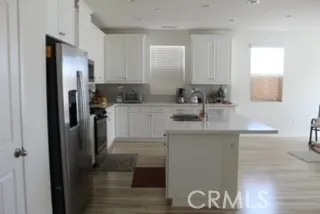 12454 Pinos Verde Lane, Victorville, California 92392