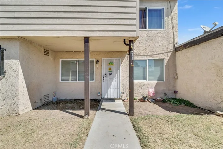 1073 N Vista Avenue, Rialto, California 92376